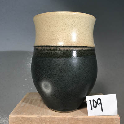 109-cupvase-charcoalsand-corisandler